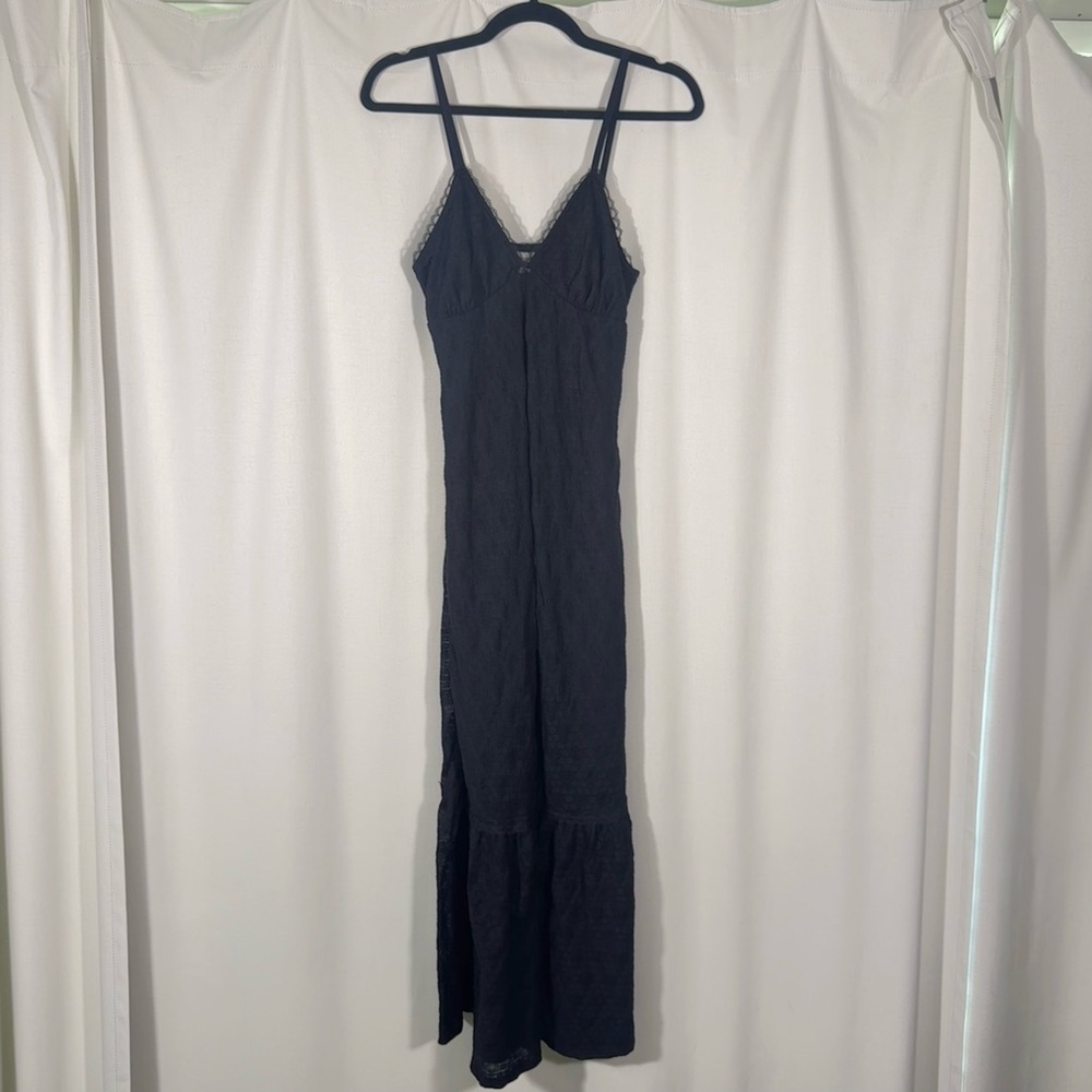 No Boundaries Black Lace Sleeveless Midi Dress